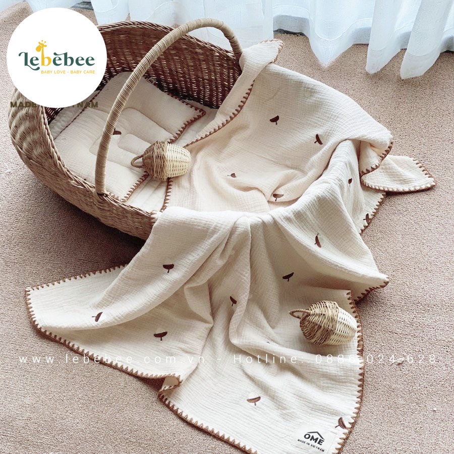 OME - Bộ chăn thêu nhỏ + gối viền sò