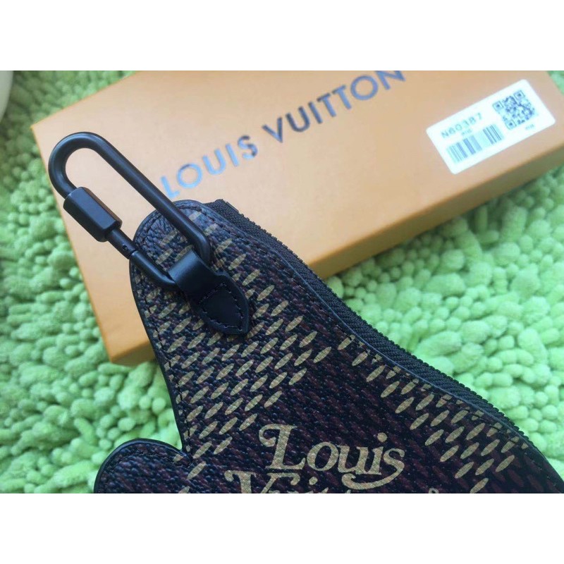 Ví mini móc treo hình thú siêu xinh thương hiệu Louis Vuitton LV da thật cao cấp hàng 1-1 vip