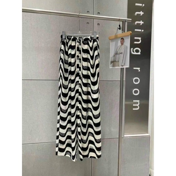 Quần suông họa tiết hàng QC