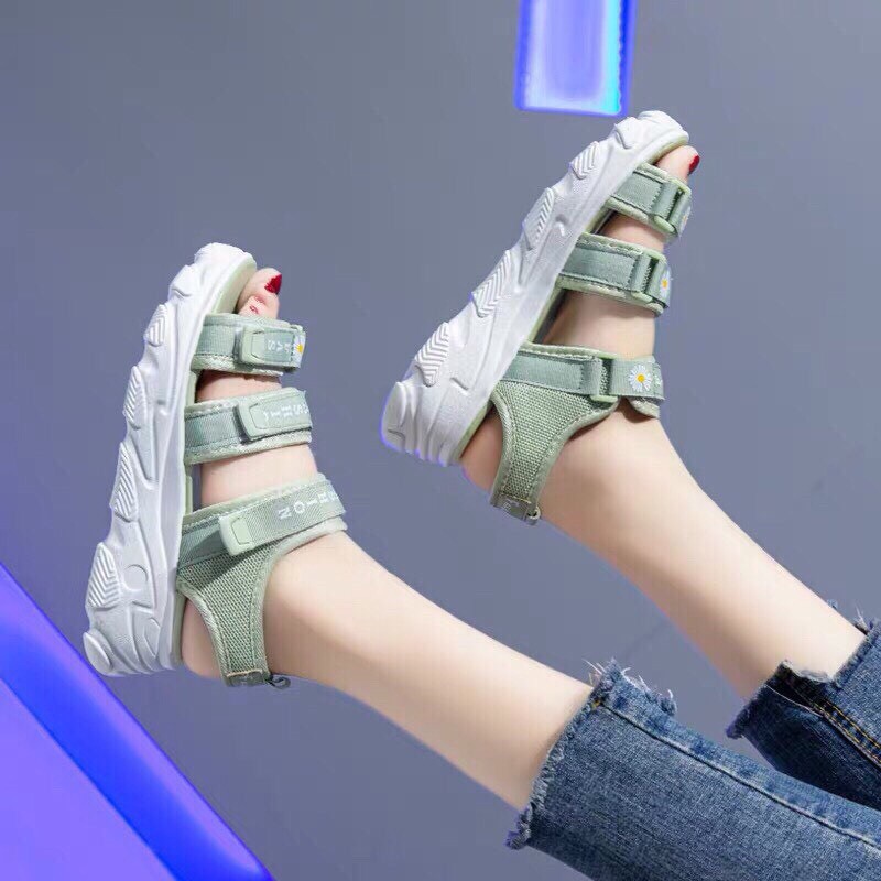 Giày sandal học sinh 3 quai Hoa cúc kiểu dáng hàn quốc trẻ trung bền đẹp