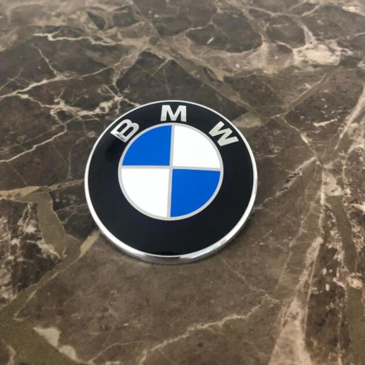 Logo biểu tượng trước và sau xe ô tô BMW đường kính 82mm và 74mm, chất liệu nhựa ABS cao cấp