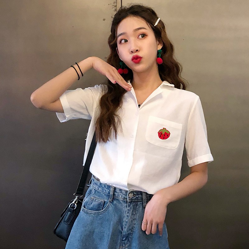Áo kiểu tay ngắn cổ bẻ thêu hình trái cây cho phái nữ | BigBuy360 - bigbuy360.vn