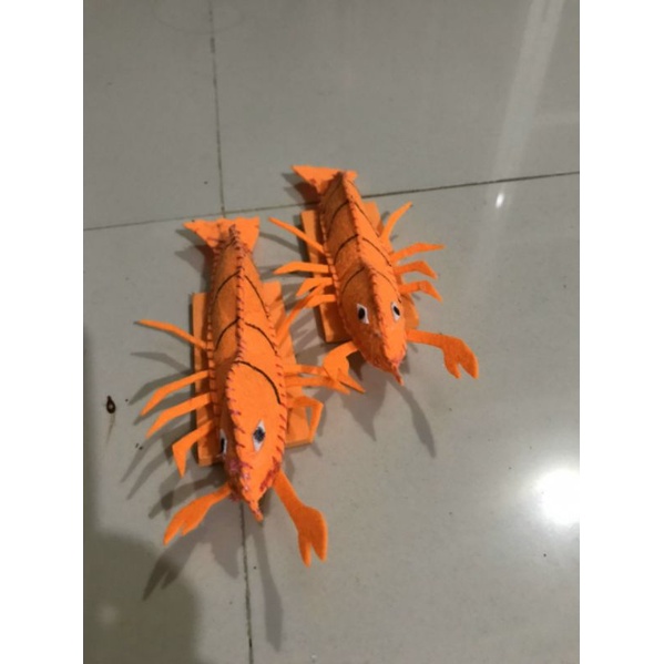 con tôm đậu mầm non