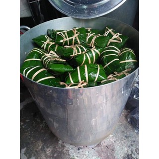Bánh chưng lá cốt giềng
