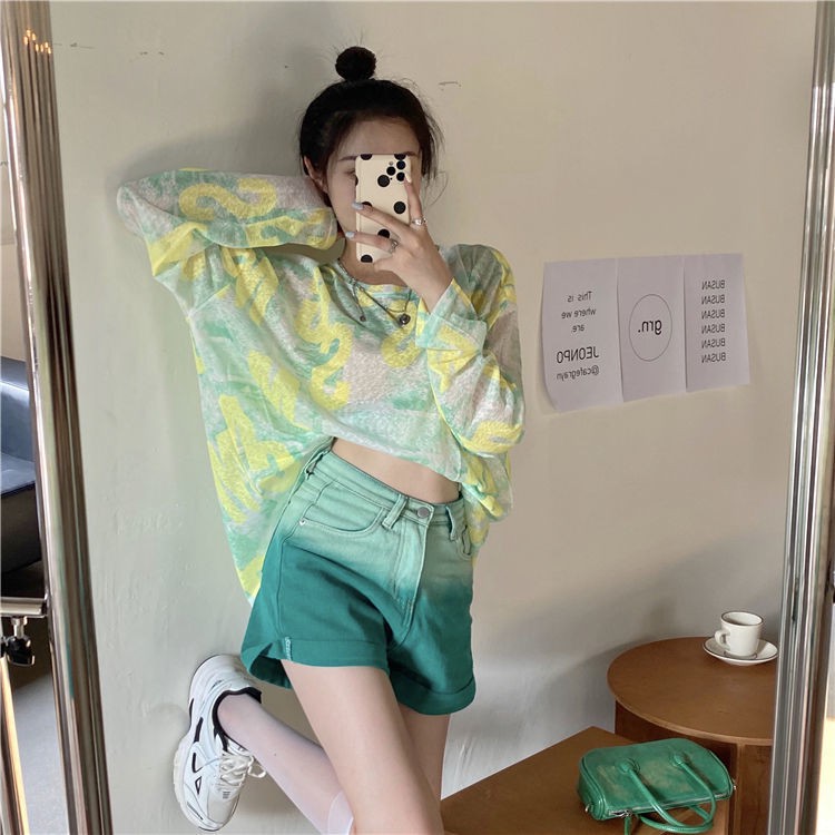 Spot sale tie-dye long-sleeved T-shirt women's clothing design niche sense of summer 2021 new sunscreen blouse loose upper clothes ins tide