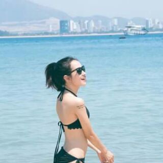 Bikini đi biển