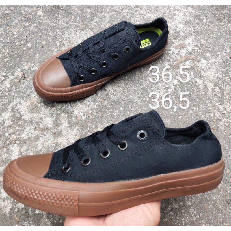 giày converseeee chính hãng 2hand cond9.5