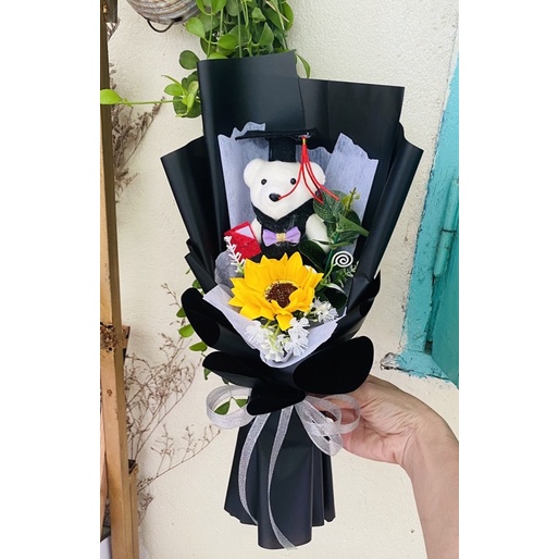 Bó hoa 1 bông nhỏ với gấu xốp tặng quà lễ tốt nghiệp