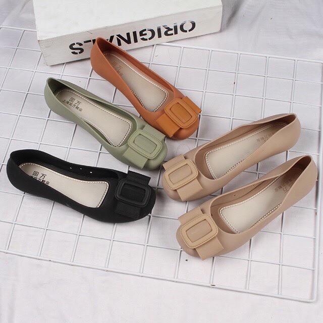 Giày búp bê nhựa thơm đi mưa siêu xinh | BigBuy360 - bigbuy360.vn