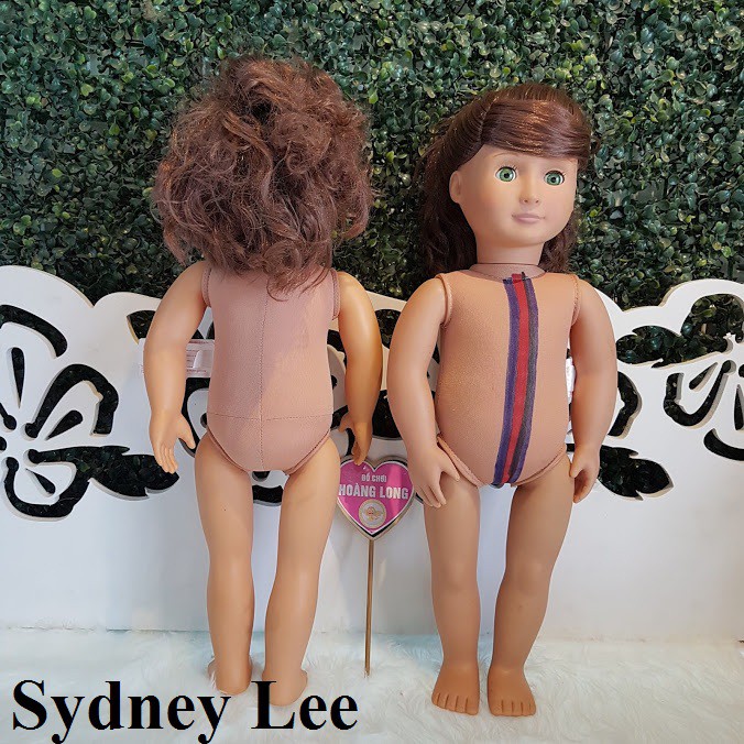 Búp bê Mỹ Cao cấp Sydney Lee 46 cm – Our Generation 18 inch Doll (Thanh lý tồn kho,dơ,dính mực,không quần áo)