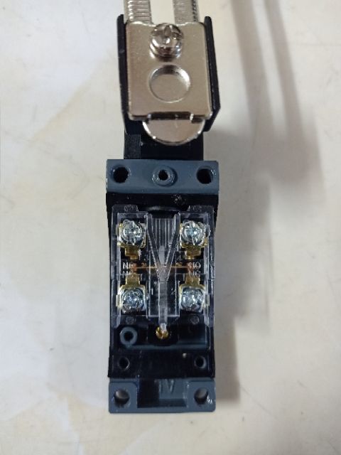 Công tắc hành trình ME 8108 , ME 8104 , ME 8111 , ME 8112