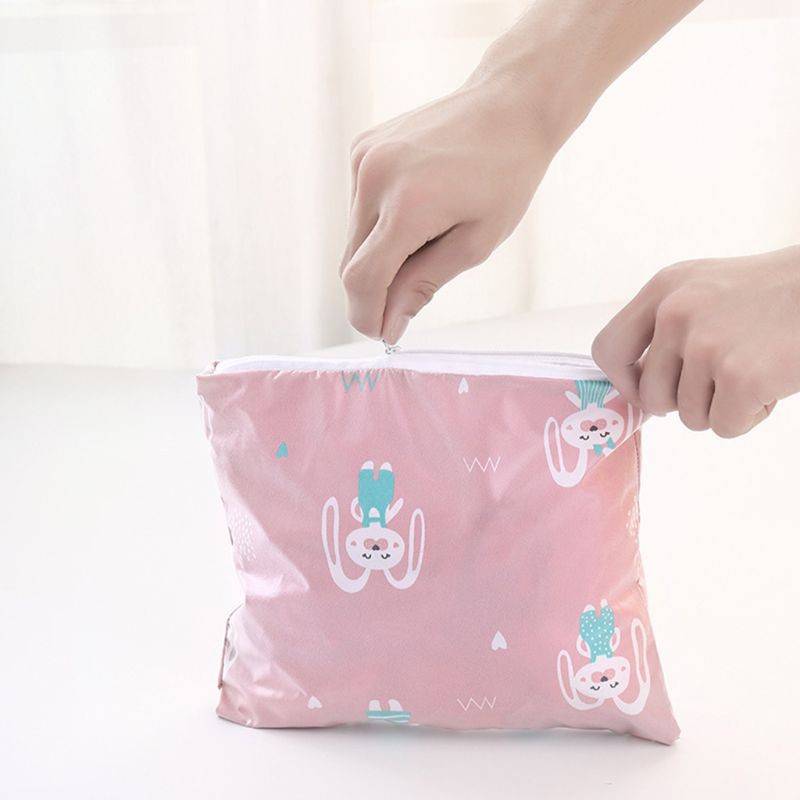 Yếm Ăn Dặm Chống Thấm Nước Tiện Lợi Cho Bé