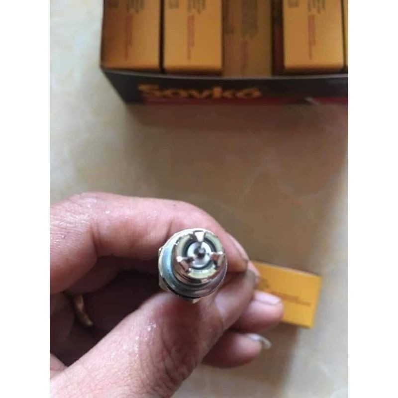 bugi 3 chấu(loại chân ngắn)