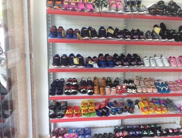 Kệ để giày dép Cao 1m8 dài 1m2 7 tầng