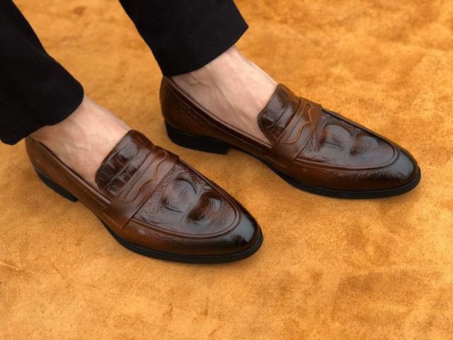 Giày tây nam da bò dập vân cá sấu