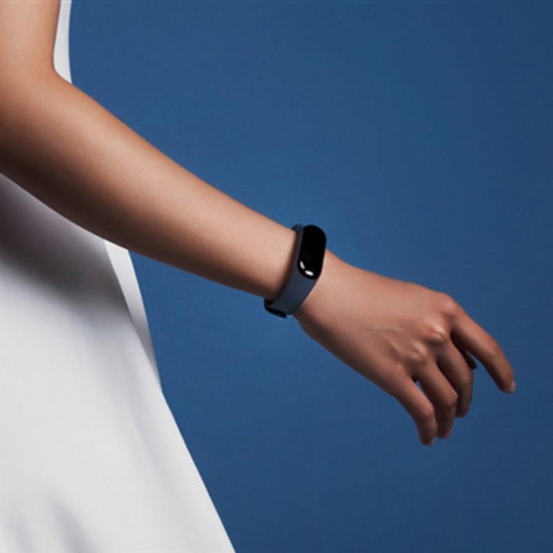 Dây đeo bằng silicon màu trơn đơn giản thay thế tiện dụng cho Xiaomi Mi Band 5 / Mi Band 5