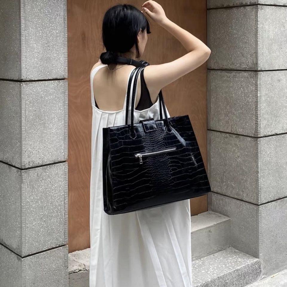 Túi xách đeo vai giả da cá sấu thời trang Hàn Quốc