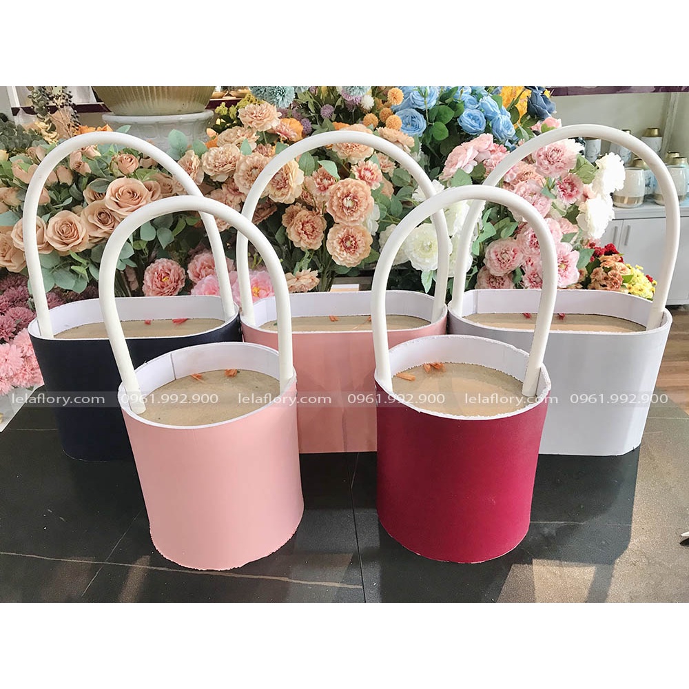 Giỏ cắm hoa, hộp trụ tròn Fomex có quai cắm hoa tươi, hoa sáp - GIO0001
