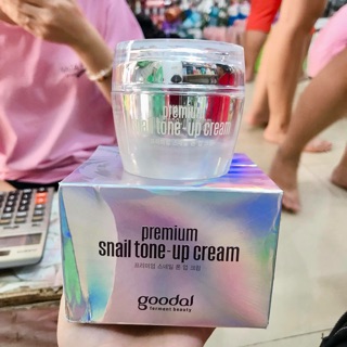 Kem Ốc Sên Goodal Premium Snail Tone up Cream