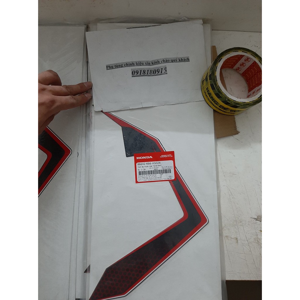 tem yếm ab 2018 tem air blade 2018 đen mờ honda chưa logo đỏ