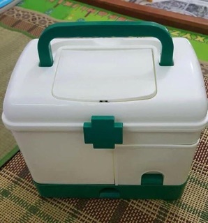 Hộp đựng thuốc 