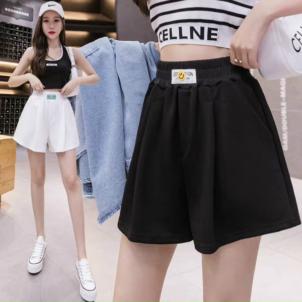 Quần short cotton  cạp hình mặt cười