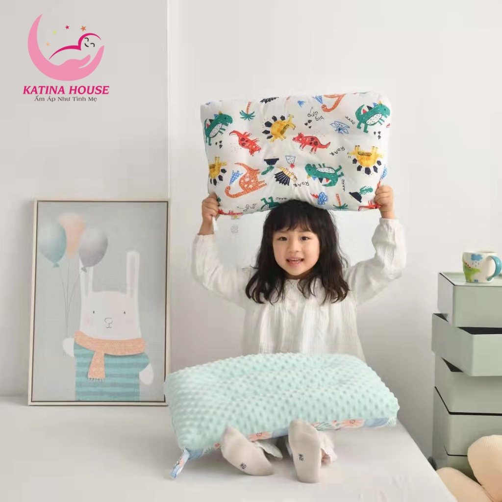Gối cho bé bông gòn êm mềm, vải cotton phối nhung thoáng khí thấm hút tốt, phù hợp cho bé 2-10 tuổi