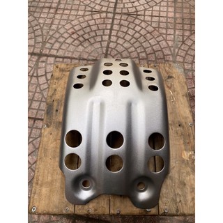 Ốp gầm xe máy cào cào