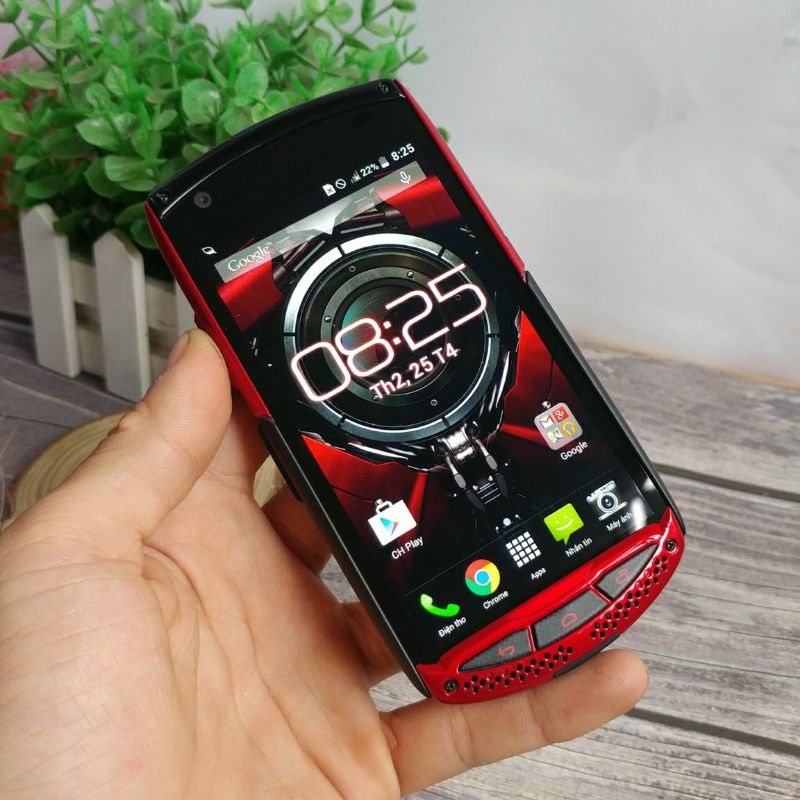 Điện thoại chơi game giá rẻ Kyocera G01- Ram 2G/16G- Chip Snapdragon 400