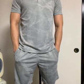ÁO POLO THỂ THAO UNIQLO