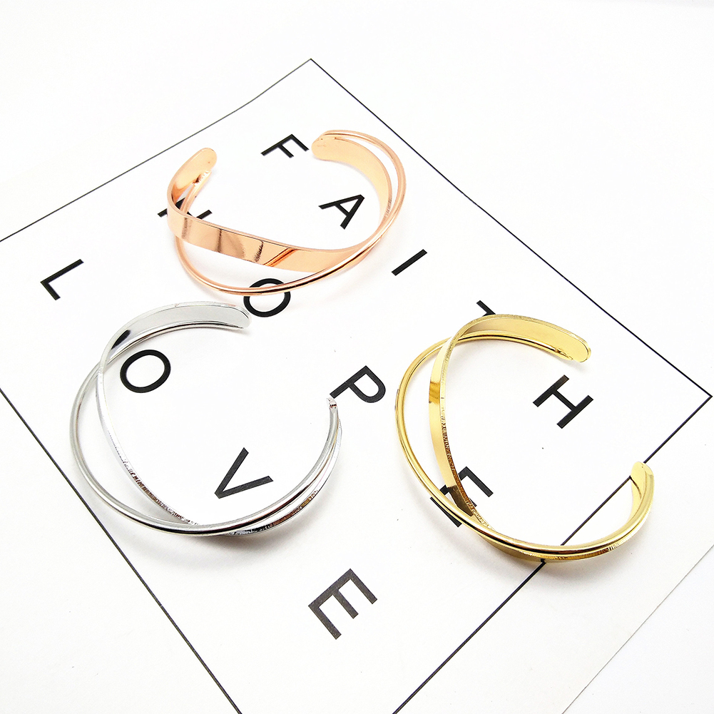 1 Vòng Tay Kim Loại Hai Lớp Thiết Kế Đơn Giản Cho Phái Nữ