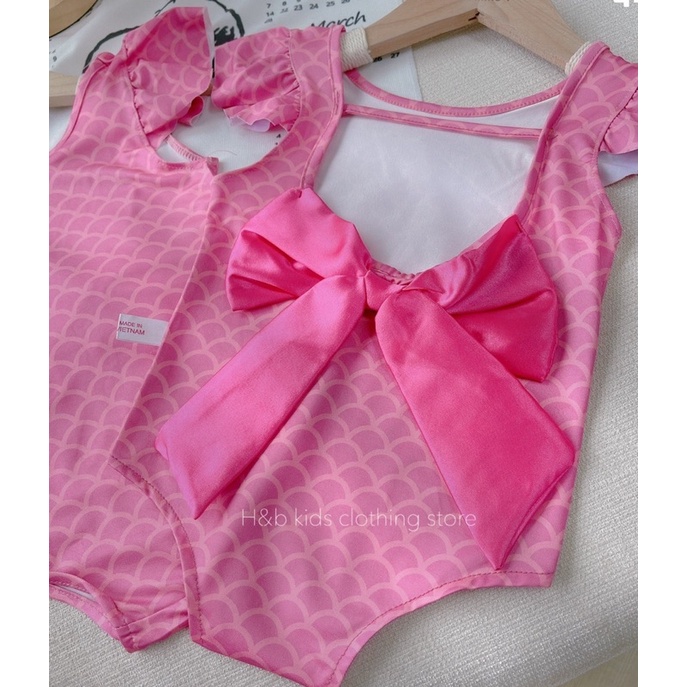 Bikini hồng nơ lưng cho bé gái