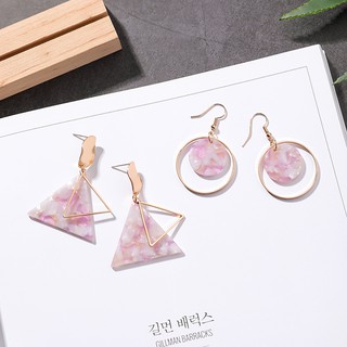 BÔNG TAI TAM GIÁC HỒNG CUTE