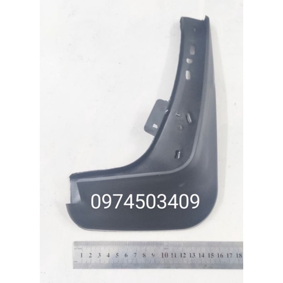 Chắn bùn bánh Huyndai Elantra đời 2015 đến 2018