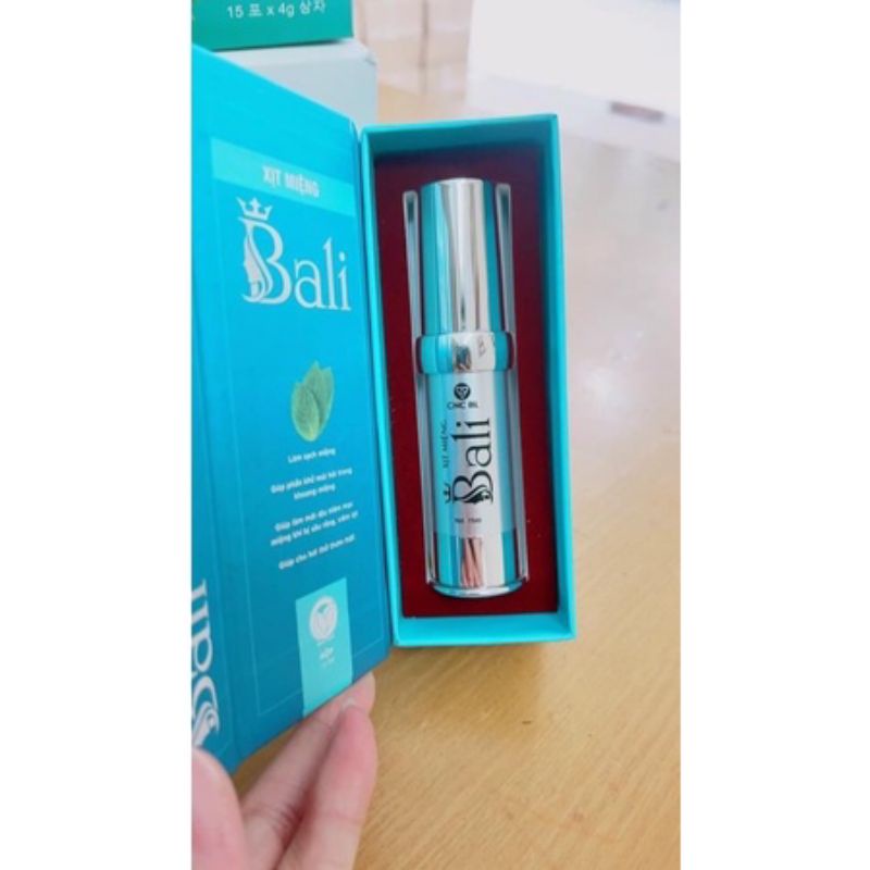 Xịt thơm miệng kháng khuẩn bali 15ml giúp làm sạch khoang miệng khử mùi hôi