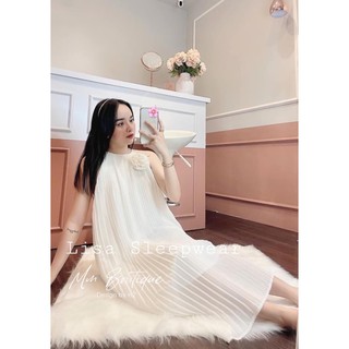 Váy Yếm Dập Ly Gắn Hoa [Inbox Trước Khi Đặt Hàng]