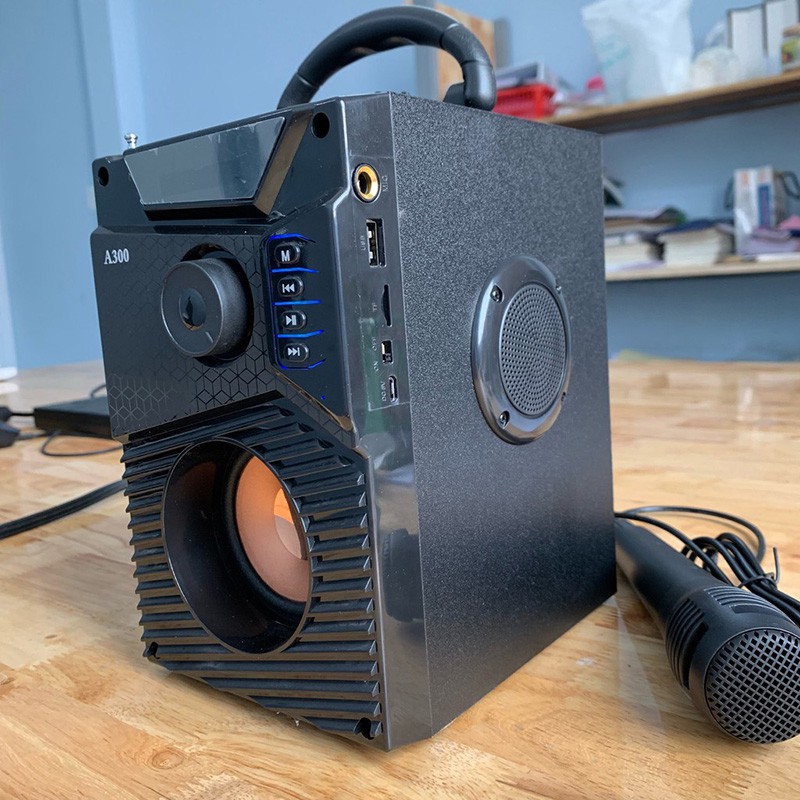 Loa Bluetooth Karaoke Di Động A300/A500 Mẫu Mới Nhất 2022 Tặng Kèm Micro - Bảo Hành Uy Tín 12 Tháng