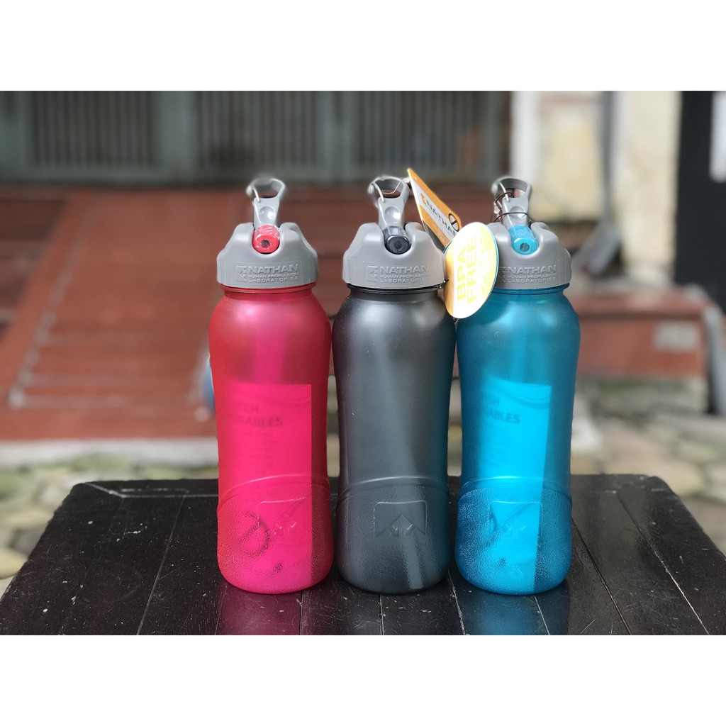 Bình đựng nước tập gym Nathan no BPA 700ML