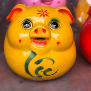 Lợn tiết kiệm bụng phệ