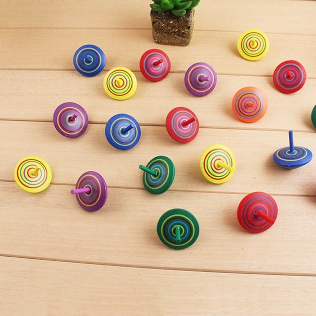 Con quay bằng gỗ cho bé nhiều màu đáng yêu cho bé