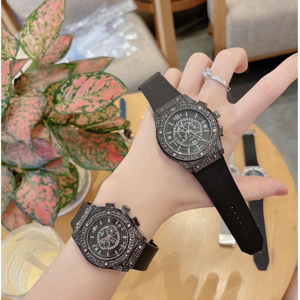 (Hương vani ) Đồng hồ HUBOT nam(nữ) đính đá dây cao su hương thơm cao cấp