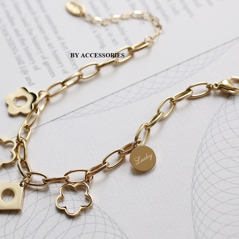 Lắc tay titan xích phối mặt vuông tròn hoa rỗng không gỉ