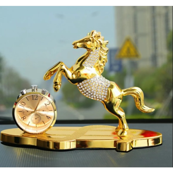 Tượng Ngựa Vàng Đính Đá Phong Thuỷ Để Ô Tô - MÃ ĐÁO THÀNH CÔNG - Có Đồng Hồ Nước Hoa Sang Trọng