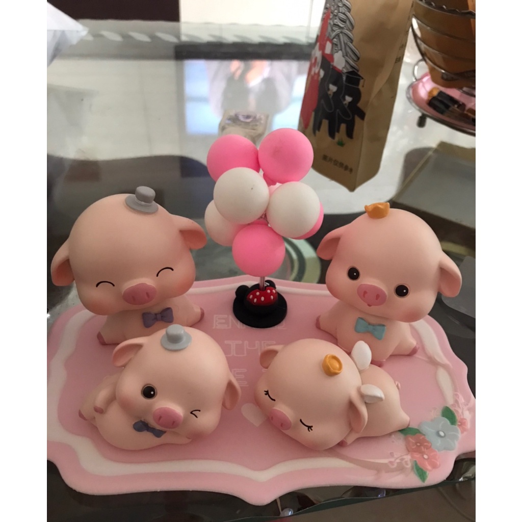 Set Heo Vui Tính Dễ Thương Phụ Kiện Trang Trí Xe Hơi, Bàn Làm Việc, Bàn Học, Phòng Khách