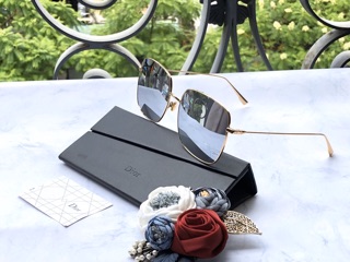 Kính Dior hot trend 2020