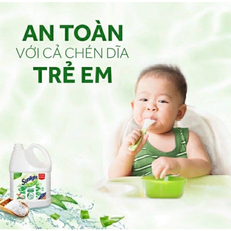 Nước rửa chén Sunlight Thiên Nhiên Muối Khoáng Và Lô Hội 370G