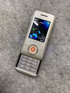 Điện thoại Sony Ericsson S500i