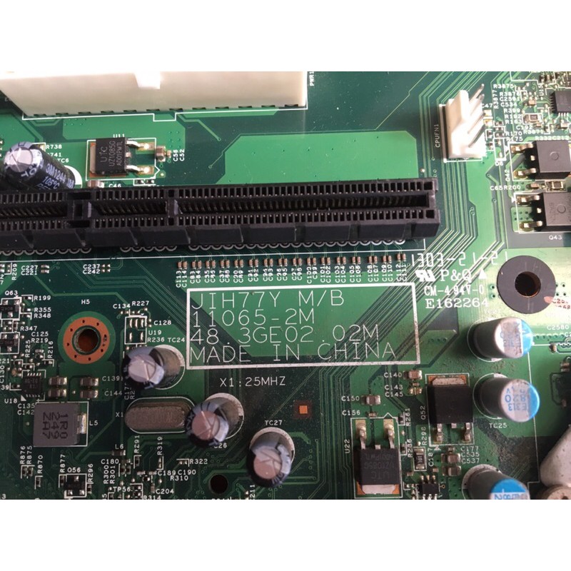 Mainboad Fujitsu D551 D582 chipset H77