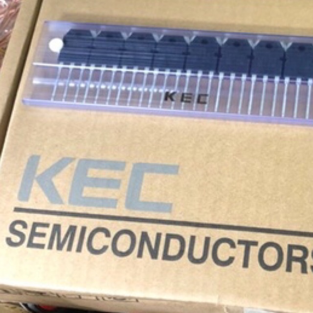 100 con sò công suất âm li D718