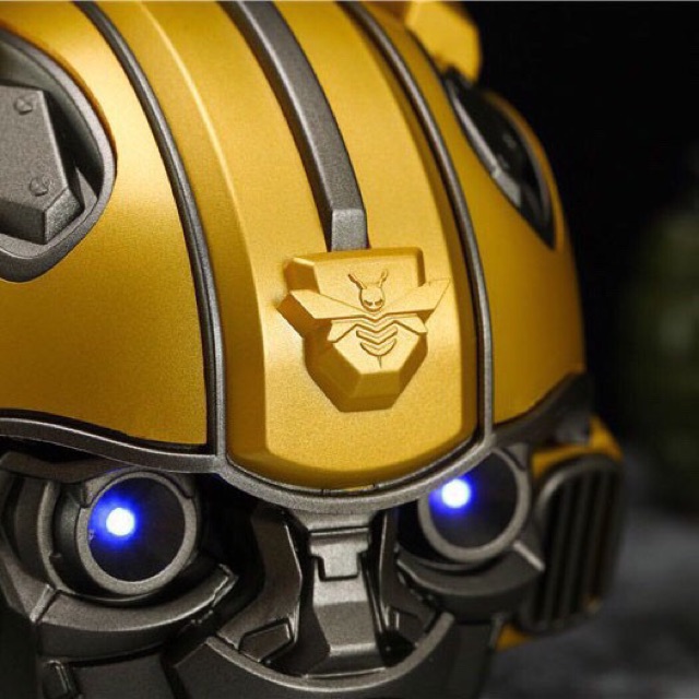 [Mã ELFLASH5 giảm 20K đơn 50K] Loa bluetooth robot Bumblebee Transformer Bass siêu chất